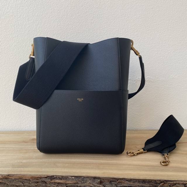 原单 Cel_Ine Sangle 桶包单肩带搭配 Ins博主强推水桶 编织帆布宽肩带，不一样的复古美 实用又美观 时尚百搭 简洁大气 超级耐装！款号：1805