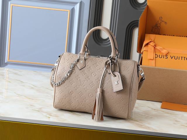 升级原版 M47186 M11323 M40391 本款 Speedy Soft 30 手袋焕新 Speedy 手袋的经典设计,以 Monogram Empre 升级原版 M47186 M11323 M40391 本款 Speedy Soft 30 手袋焕新 Speedy 手袋的经典设计,以 Monogram Empre