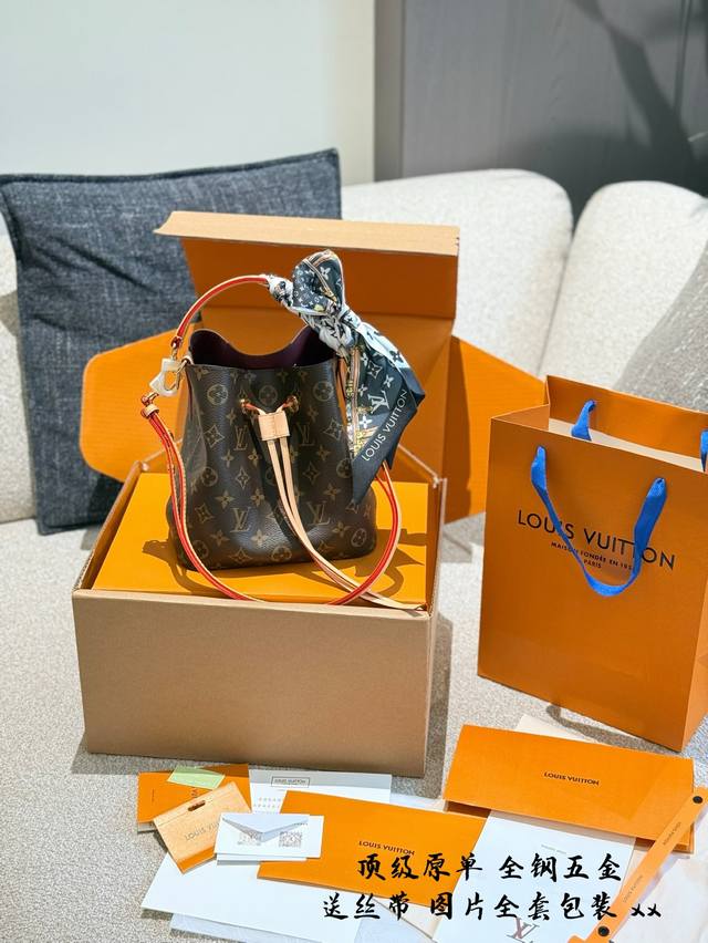 送丝巾送内胆送专柜手提袋Lv一秒Get神仙姐姐同款Vlv Speedy Nano T+从时尚角度.上说它符合大家的审美,既轻便耐用又超级能装极简的包身适合各种年 送丝巾送内胆送专柜手提袋Lv一秒Get神仙姐姐同款Vlv Speedy Nano T+从时尚角度.上说它符合大家的审美,既轻便耐用又超级能装极简的包身适合各种年