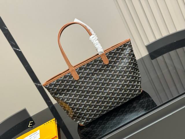 Size：30.23Cm 戈雅Goyard购物袋 从头到尾全部都是客订哦！ 另外收到的宝宝就会知道手腕带是立起来的[微笑][微笑] Goyard托特包日常使用率
