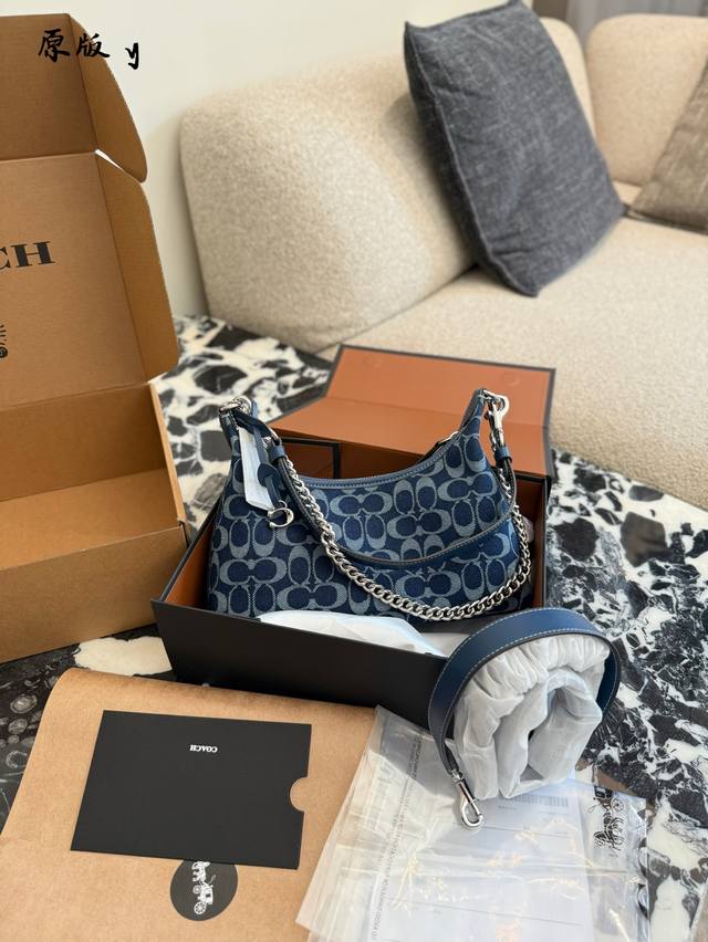 Coach新款朱丽叶经典老花终于出啦 朱丽叶终于出老花配色啦不管是日常出街还是通勤,都能轻松拿捏量受爱25Cm 双盒 Coach新款朱丽叶经典老花终于出啦 朱丽叶终于出老花配色啦不管是日常出街还是通勤,都能轻松拿捏量受爱25Cm 双盒