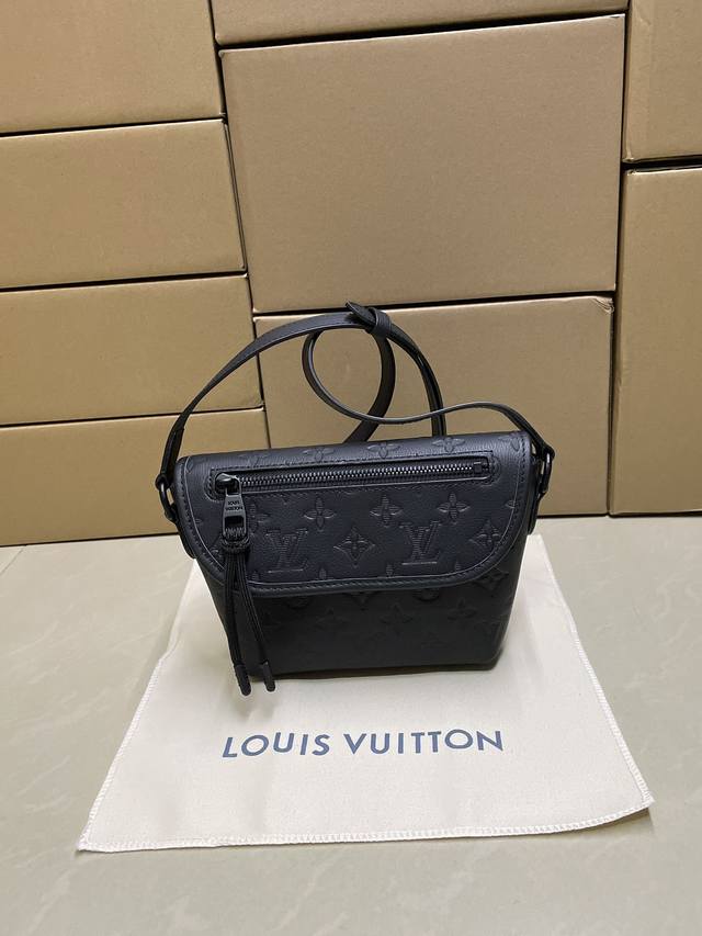 高品质 M12636压花头层原厂皮 特级做工 芯片跳码 大货实拍