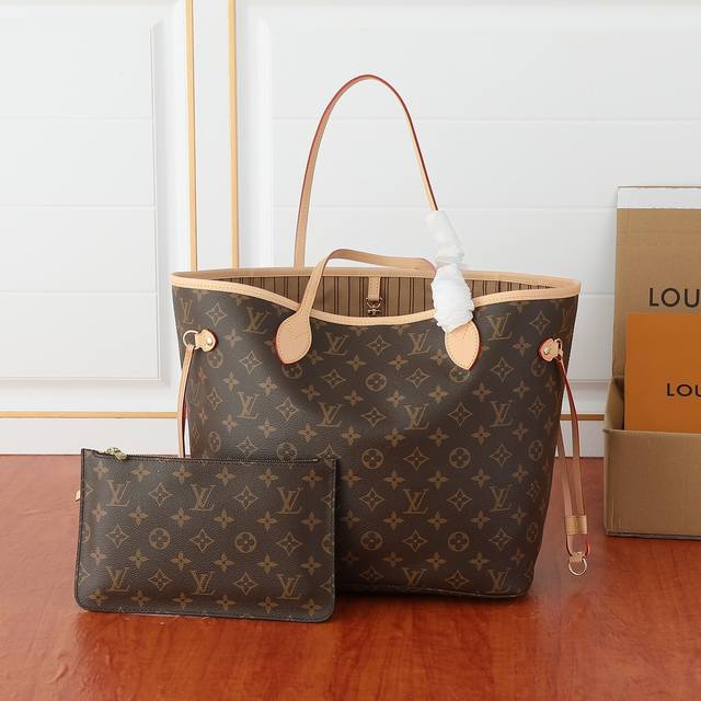 防原单,高品质,纯实胶,树脂皮黄皮,原版高品质Lv Neverfull 中号手袋M40995路易威登全新演绎 Neverfull 经典手袋,探索袋内精致细节。重 防原单,高品质,纯实胶,树脂皮黄皮,原版高品质Lv Neverfull 中号手袋M40995路易威登全新演绎 Neverfull 经典手袋,探索袋内精致细节。重