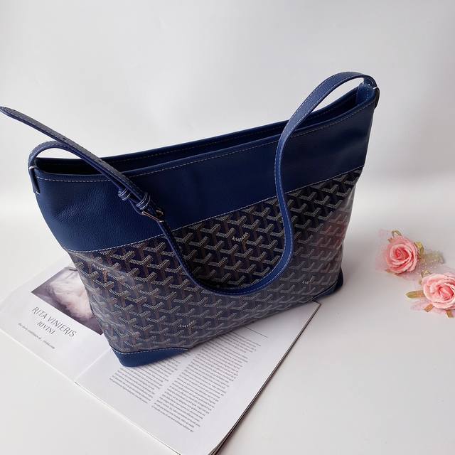Goyard Hobo BohèMe 流浪包腋下包,灵感来自波西米亚流浪的生活哲学,两大王牌Saint Louis Artois系列托特包的综合体,内置子母袋, Goyard Hobo BohèMe 流浪包腋下包,灵感来自波西米亚流浪的生活哲学,两大王牌Saint Louis Artois系列托特包的综合体,内置子母袋,