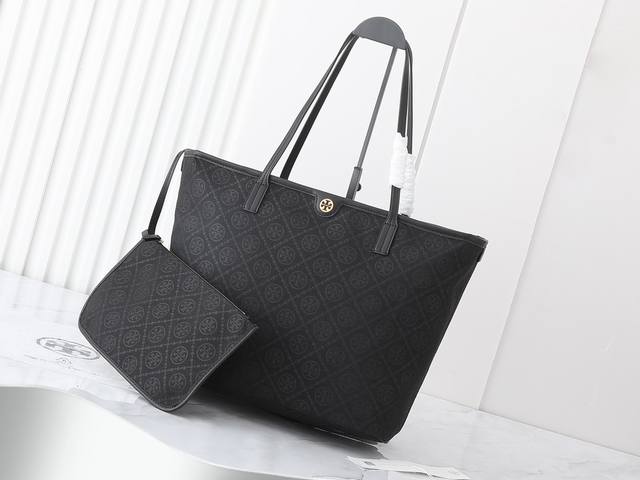 大号 Tory Burch老花购物袋Monogram图案，标识提花双Tlogo与流畅线条巧妙组合，勾勒温柔而坚定的气质，简洁利落魅力隽永又风格独具托特包精选编织