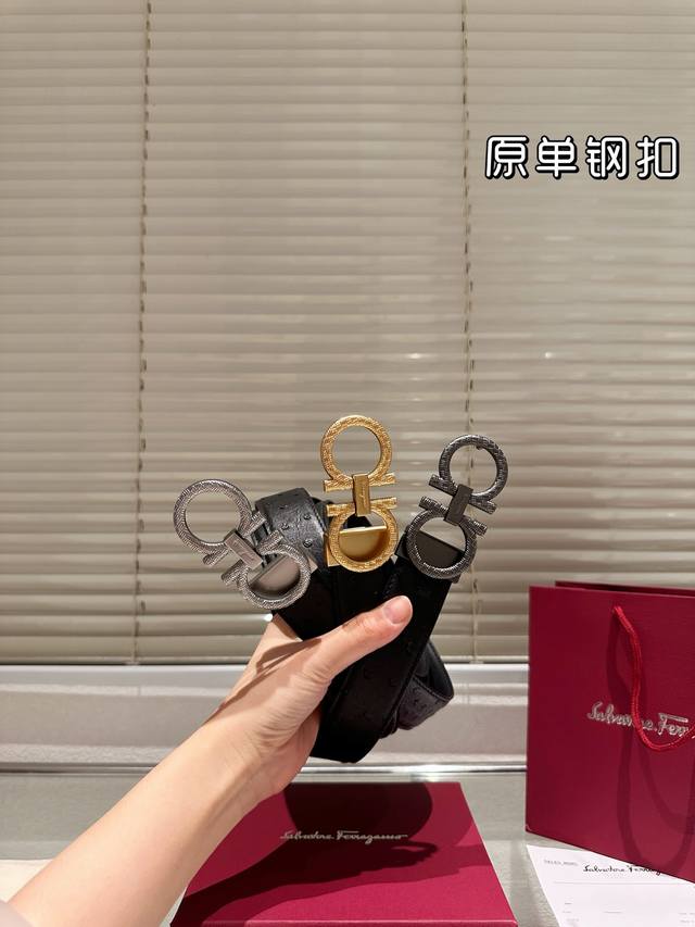 钢扣 高版本！腰带 菲拉格慕牛皮皮带～热门款 男女通用皮带里面最火的版本啦～质量很好 全套包装！五金绝对不褪色 皮带头和专柜一样的哦～ 配礼盒手提袋发票