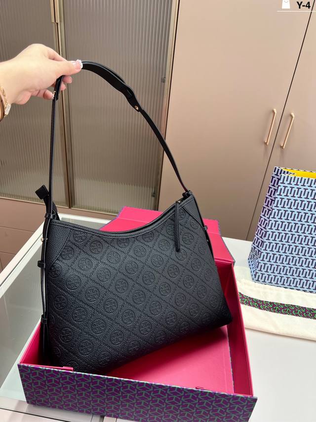 Tb 新款腋下包 ！ 颜色高级，精致秀气！ 真的超舒服！ Y-4尺寸32×21折叠盒