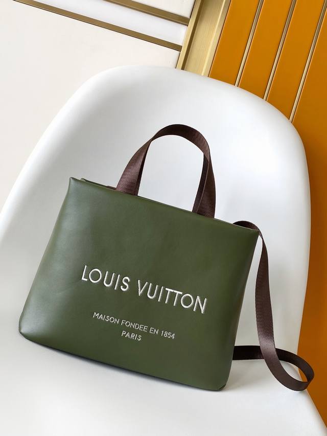 动态163 M15237棕色 M15239粉色 M15238军绿 N40810啡格 M13940老花配钳子 M13929全皮 pharrel And Nigo 动态163 M15237棕色 M15239粉色 M15238军绿 N40810啡格 M13940老花配钳子 M13929全皮 pharrel And Nigo