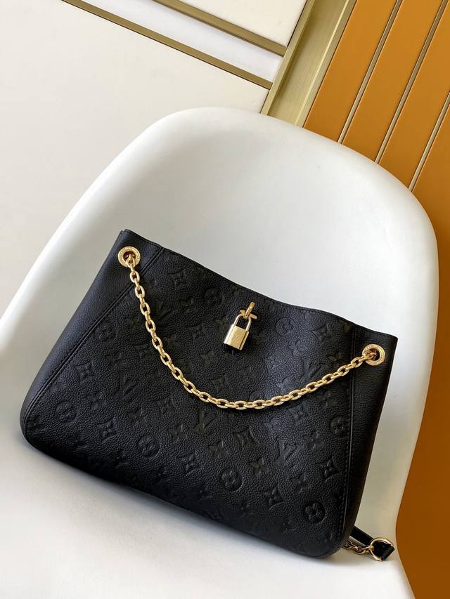 顶级原单 动态163 M14414黑色小号 M14659灰色小号 M14324黑色大号 M14658灰色大号本款 Anytime 小号手袋回溯诞生于 1988 顶级原单 动态163 M14414黑色小号 M14659灰色小号 M14324黑色大号 M14658灰色大号本款 Anytime 小号手袋回溯诞生于 1988