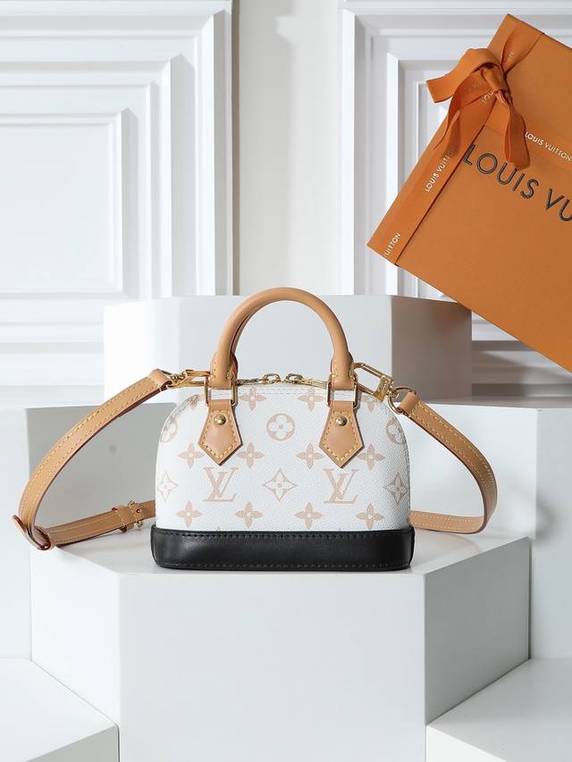 顶级原单 动态变码芯片163C Nano Alma 手袋 沙丘爆款M46895白花 本款 Nano Alma 手袋浓缩 Alma 手袋的经典构型，为 早春秀场的