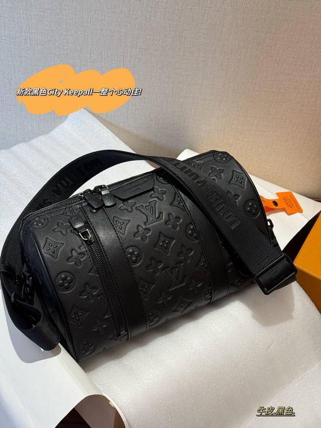 配盒子 牛皮 尺寸:27*17Cm L家 Keepall City 枕头包 真的是小可爱! 贼适合的Keepall黑武士 男盆友 女朋友的战包 163动态编码芯 配盒子 牛皮 尺寸:27*17Cm L家 Keepall City 枕头包 真的是小可爱! 贼适合的Keepall黑武士 男盆友 女朋友的战包 163动态编码芯
