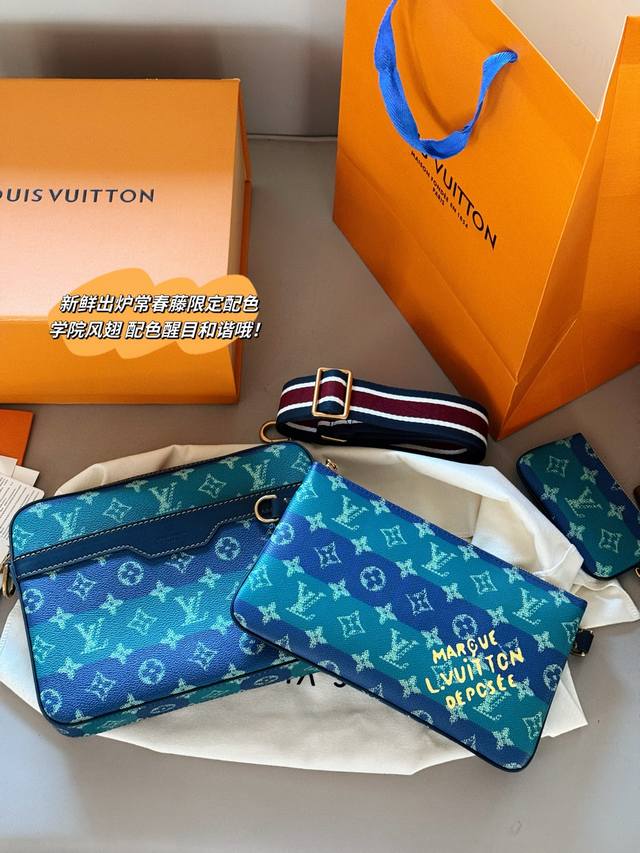 配盒 Size:25*18.5Cm*7Cm L家 最新款的Trio五合一包 原单渠道货哦! 质量你懂! 配色非常醒目和谐 年轻人的首选! 配盒 Size:25*18.5Cm*7Cm L家 最新款的Trio五合一包 原单渠道货哦! 质量你懂! 配色非常醒目和谐 年轻人的首选!