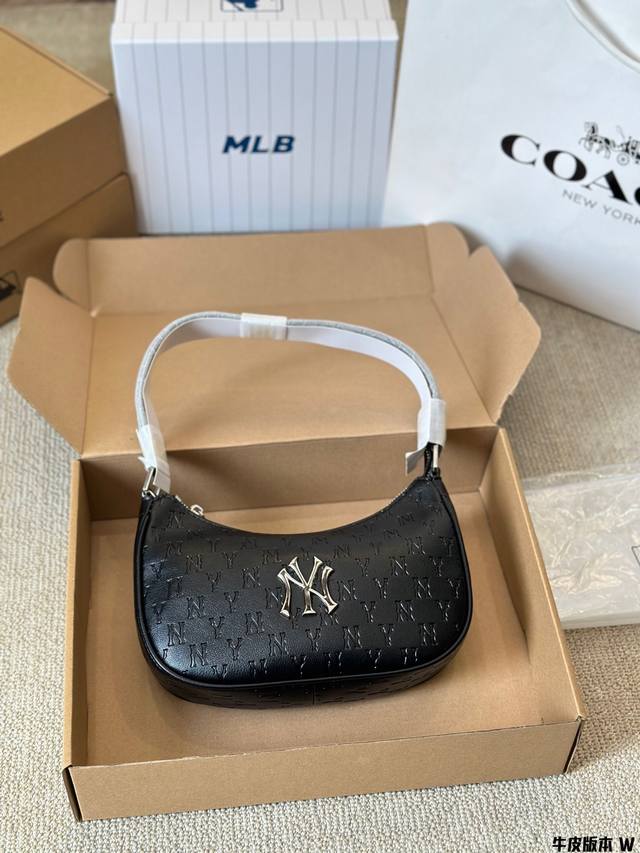 Mlb官方 男女腋下包情侣款明星同款新款 网红百搭 腋下包 尺寸22 13Cm 飞机盒包装 Mlb官方 男女腋下包情侣款明星同款新款 网红百搭 腋下包 尺寸22 13Cm 飞机盒包装