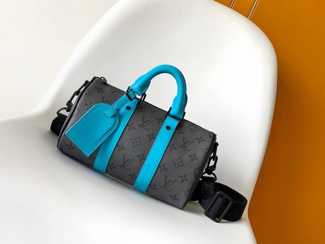 顶级原单 变动芯片版 M11645 灰 皮料是意大利a级皮料是在于品质、五金、面料、手工、油边、A级出品、图片跟产品一致.尺寸:25X15X11Cm 顶级原单 变动芯片版 M11645 灰 皮料是意大利a级皮料是在于品质、五金、面料、手工、油边、A级出品、图片跟产品一致.尺寸:25X15X11Cm