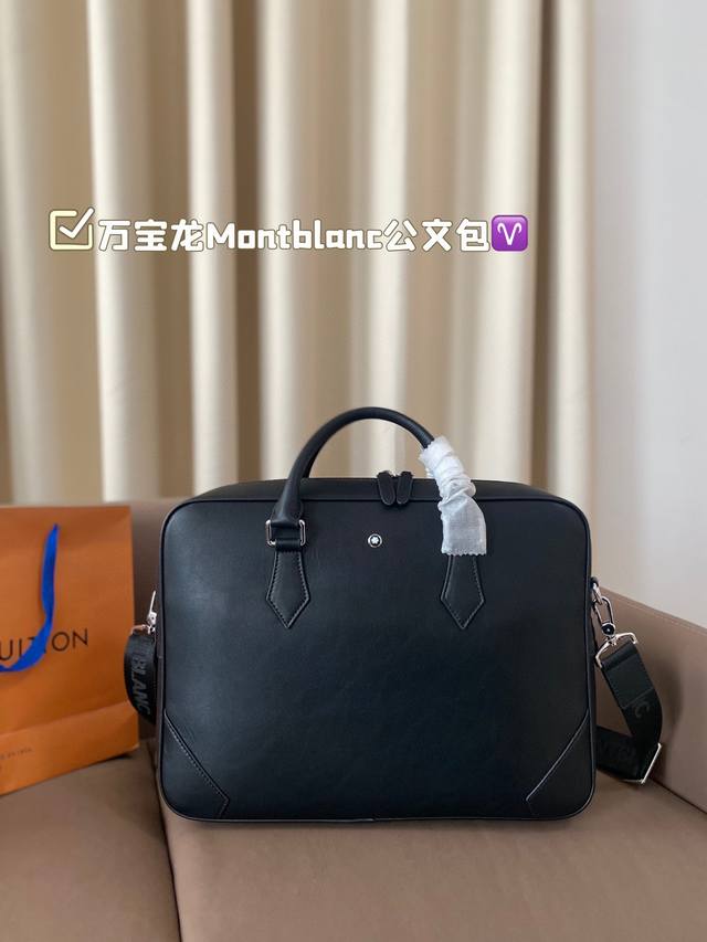 万宝龙montblanc 经典公文包 适合上班族 出差必备 商务风 超高性价比男包 尺寸 38*29 万宝龙montblanc 经典公文包 适合上班族 出差必备 商务风 超高性价比男包 尺寸 38*29