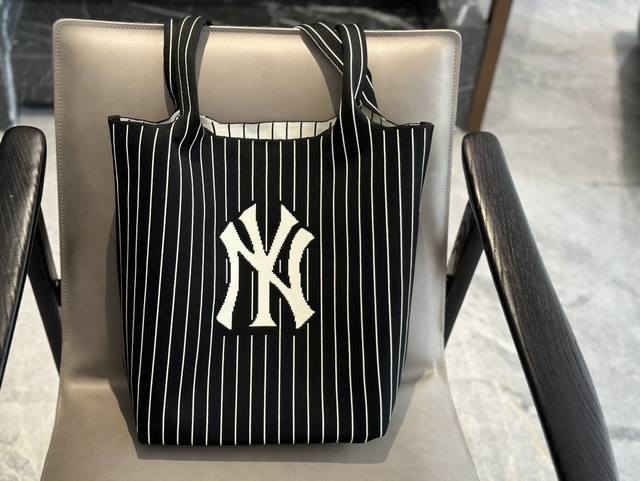 Size:35*30Cm Mlb Tote 托特 新品!新品!新品! 是不是你的菜 Size:35*30Cm Mlb Tote 托特 新品!新品!新品! 是不是你的菜