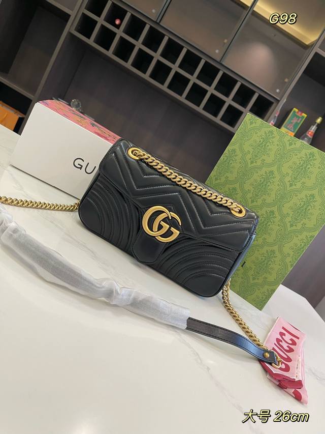 折叠礼盒飞机盒 Size：16.5Cm 22Cm 26Cm 酷奇 Gucci Marmont 链条包 Gg 马蒙 简洁大方又不失高级感 软软糯糯太有质感了 不管 - 点击图像关闭