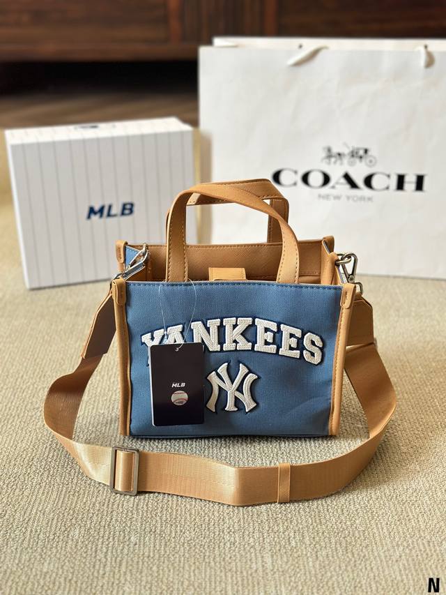 Mlb 人气爆款 小托特包 实用又能装 宽肩带 不勒肩 可调节 超能装! 使用率太太太高了! 书本 水杯 补妆小东西 一通乱塞 尺寸22 20Cm Mlb 人气爆款 小托特包 实用又能装 宽肩带 不勒肩 可调节 超能装! 使用率太太太高了! 书本 水杯 补妆小东西 一通乱塞 尺寸22 20Cm