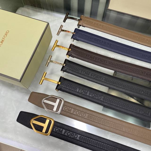 高端品质,实物拍摄 批 配全套礼盒 汤姆福特最新网红爆款双面头层牛皮配原装盒专柜同步3.8宽新款上市了,原版牛皮,搭配钢扣,优雅,大方用的方便。谢谢你转载。 高端品质,实物拍摄 批 配全套礼盒 汤姆福特最新网红爆款双面头层牛皮配原装盒专柜同步3.8宽新款上市了,原版牛皮,搭配钢扣,优雅,大方用的方便。谢谢你转载。