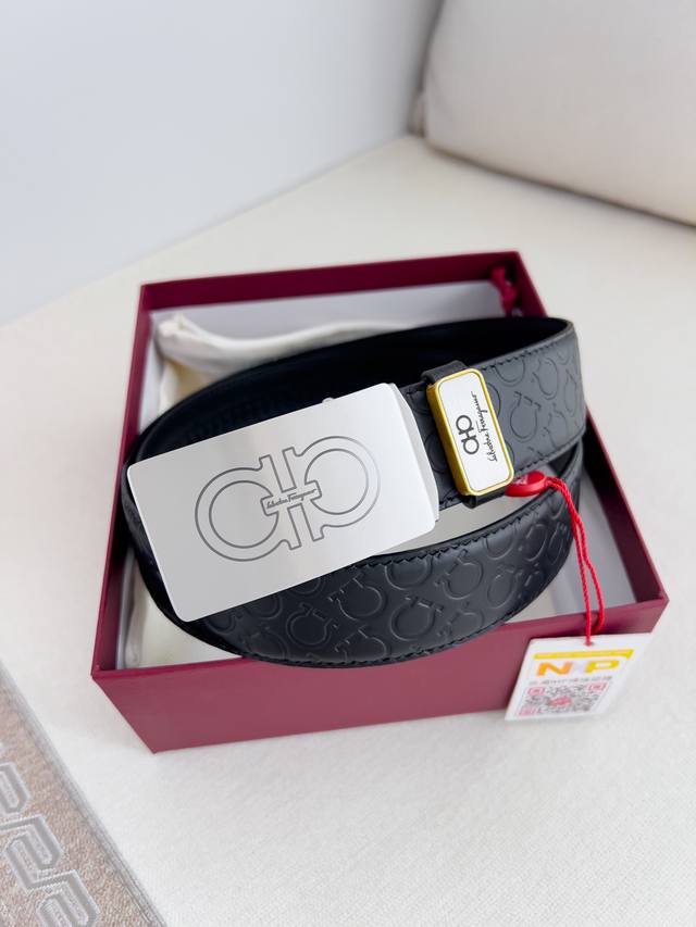 品名：Ferrgamo..菲拉格慕 腰带自动带 皮带 型号：自动扣，纯钢材质自动扣，头层牛皮，自动带身 材料：百分百头层牛皮，保证真皮。24K纯钢扣专柜同等质量