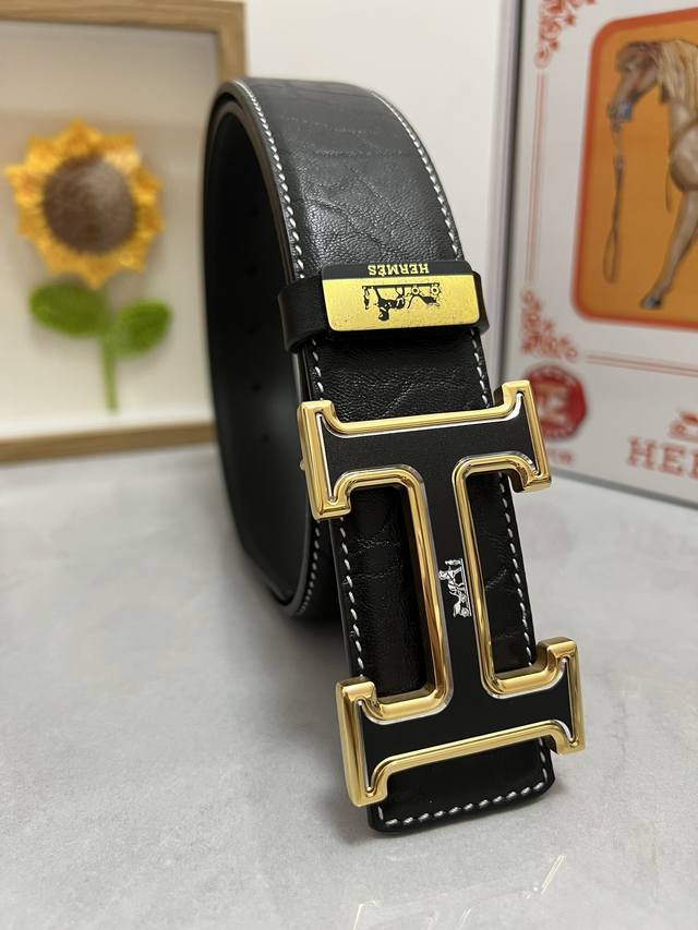 品名:爱马仕.Hermès 原单 材质:原单牛皮腰带 百分百头层牛皮腰带保证真皮,24K纯钢扣,专柜原单品质、做工精细,时尚大牌,送人自用首选 包装: 请认准如 品名:爱马仕.Hermès 原单 材质:原单牛皮腰带 百分百头层牛皮腰带保证真皮,24K纯钢扣,专柜原单品质、做工精细,时尚大牌,送人自用首选 包装: 请认准如