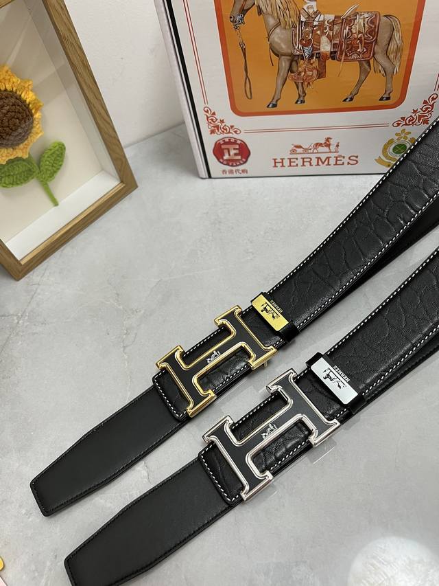品名:爱马仕.Hermès 原单 材质:原单牛皮腰带 百分百头层牛皮腰带保证真皮,24K纯钢扣,专柜原单品质、做工精细,时尚大牌,送人自用首选 包装: 请认准如 品名:爱马仕.Hermès 原单 材质:原单牛皮腰带 百分百头层牛皮腰带保证真皮,24K纯钢扣,专柜原单品质、做工精细,时尚大牌,送人自用首选 包装: 请认准如