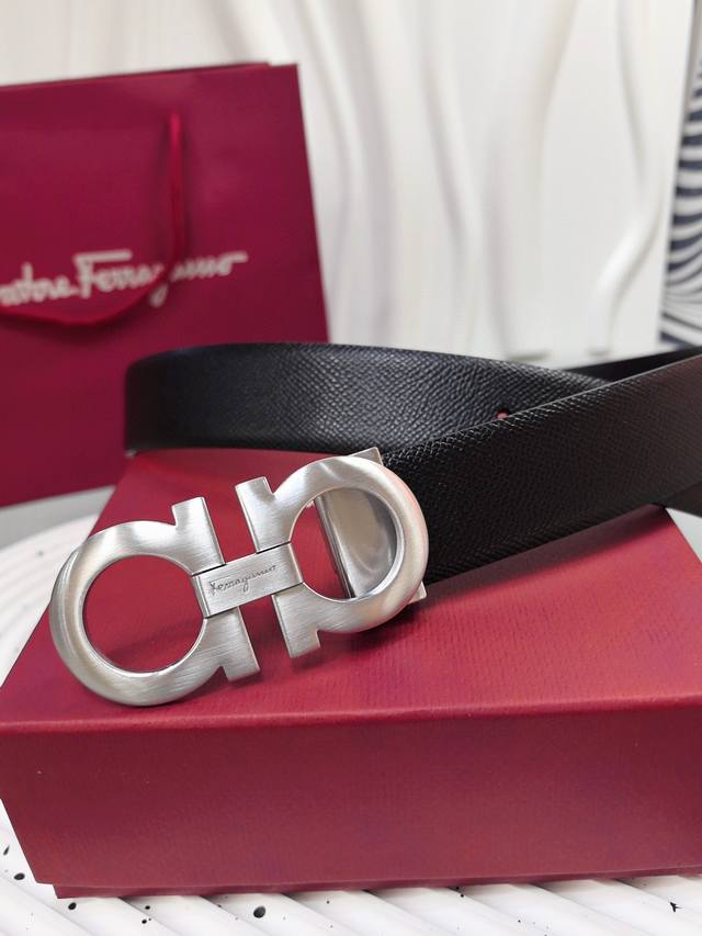 配正版包装菲拉格慕官网同步新款,原单镀钯精品扣,定制牛皮,双面带身皮纹质感柔软,请看图片认细节,品质保真,宽度3.4Cm 高清实拍大图 配正版包装菲拉格慕官网同步新款,原单镀钯精品扣,定制牛皮,双面带身皮纹质感柔软,请看图片认细节,品质保真,宽度3.4Cm 高清实拍大图