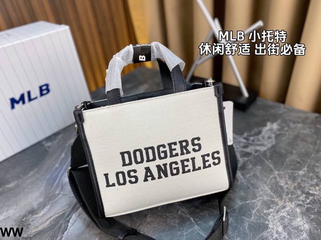 配盒 Mlb帆布 小tote托特人气爆款,实用又能装~宽肩带,不勒肩,可调节空间超,日常出街必备!尺寸:22.5*18 配盒 Mlb帆布 小tote托特人气爆款,实用又能装~宽肩带,不勒肩,可调节空间超,日常出街必备!尺寸:22.5*18