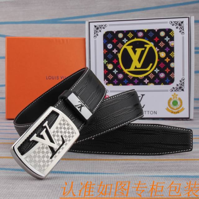 腰带皮带:Lv 路易威登原单牛皮皮带 男款皮带:材质百分百头层牛皮腰带保证真皮皮带,专柜原单品质、做工精细,时尚大牌,送人自用首选包装: 请认准如图专柜包装赠送 腰带皮带:Lv 路易威登原单牛皮皮带 男款皮带:材质百分百头层牛皮腰带保证真皮皮带,专柜原单品质、做工精细,时尚大牌,送人自用首选包装: 请认准如图专柜包装赠送