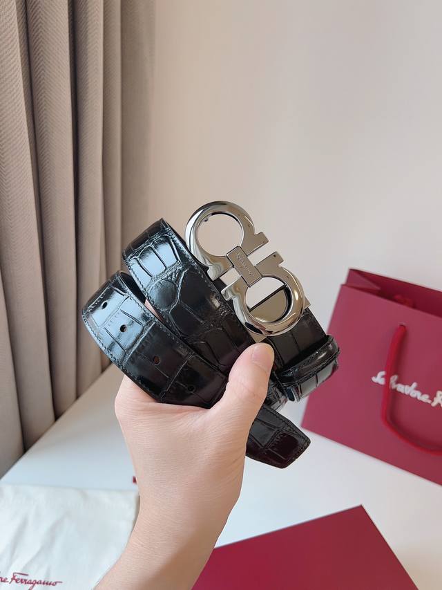 菲拉格慕 -意大利进口头层鳄鱼纹牛皮配平纹底,搭配真空电镀亮面纯铜扣,经典款式,专柜有售,市场顶级品质,支持验货 配送全套专柜包装,宽度 3.5Cm 菲拉格慕 -意大利进口头层鳄鱼纹牛皮配平纹底,搭配真空电镀亮面纯铜扣,经典款式,专柜有售,市场顶级品质,支持验货 配送全套专柜包装,宽度 3.5Cm