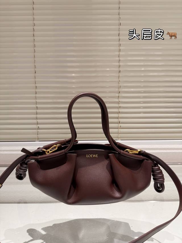 头层牛皮 罗意威新品饺子包loewe 原单牛皮反毛皮 高级感满满 手提斜挎都好看 尺寸上口34.18