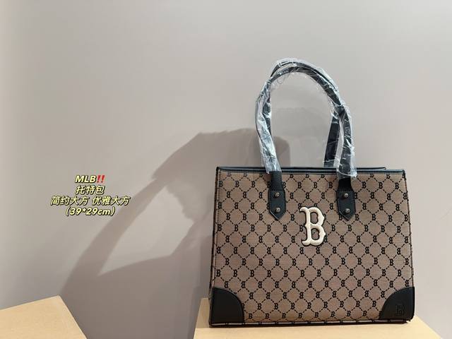 尺寸39.29 Mlb 托特包 舒适与精致并存 简洁大方 却又不失小心机 轻松朾造优雅通勤穿搭 尺寸39.29 Mlb 托特包 舒适与精致并存 简洁大方 却又不失小心机 轻松朾造优雅通勤穿搭