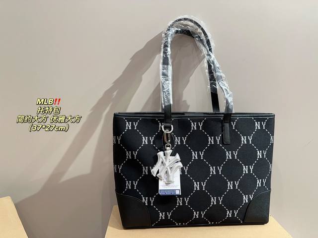 尺寸37.27 Mlb 托特包 舒适与精致并存 简洁大方 却又不失小心机 轻松朾造优雅通勤穿搭 尺寸37.27 Mlb 托特包 舒适与精致并存 简洁大方 却又不失小心机 轻松朾造优雅通勤穿搭