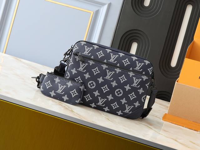 升级原版 M11648 M11645 M24754 M46603 M46602 M46604 M69443 本款 Trio 邮差包取材 Monogram 压纹牛