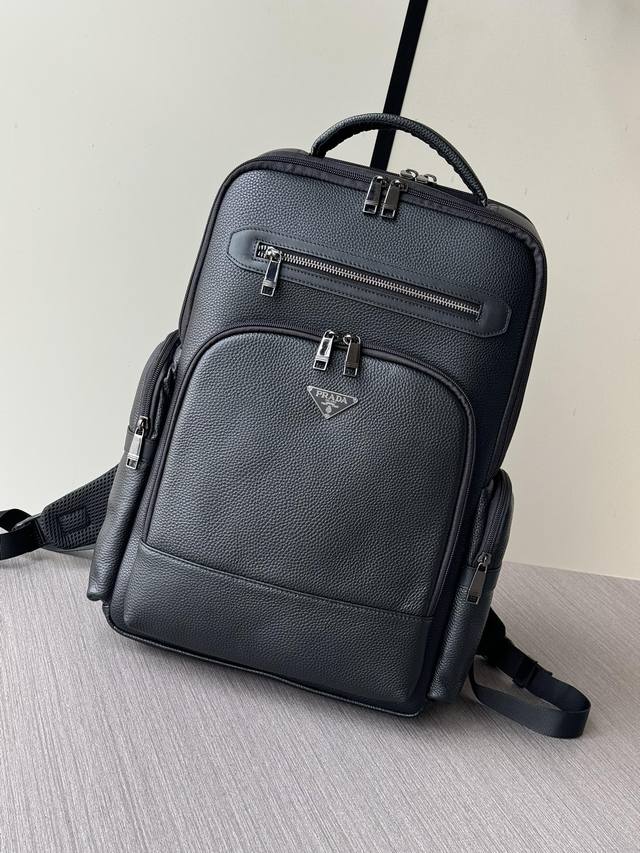 顶级专柜老鼠高端狠货最新火爆款普拉达手提双肩背包大量出货啦,叫嚣专柜货顶级原单货纸上谈兵吹牛皮的咱不会,请让狠货说话。款式可以复制抄袭,材料做工骗不了懂的人。里 顶级专柜老鼠高端狠货最新火爆款普拉达手提双肩背包大量出货啦,叫嚣专柜货顶级原单货纸上谈兵吹牛皮的咱不会,请让狠货说话。款式可以复制抄袭,材料做工骗不了懂的人。里