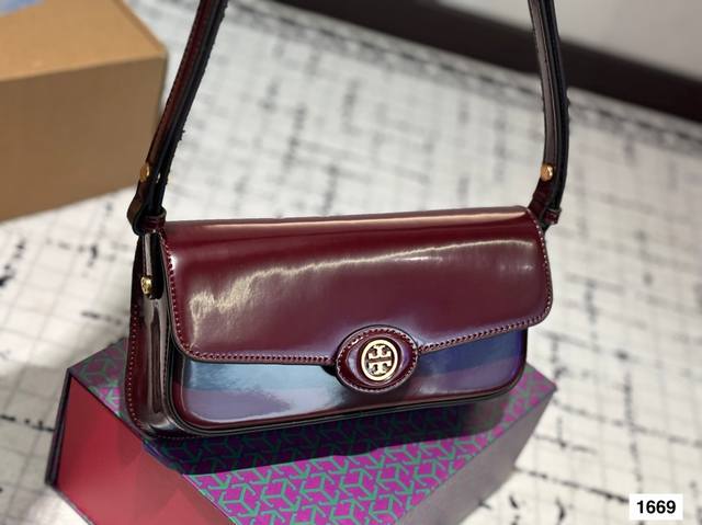 配折叠盒子 托里伯奇腋下 轻便实用，休闲通勤高级懦懒风甜酷风都搭配大衣西装衬衫毛衣都尺寸：24 13