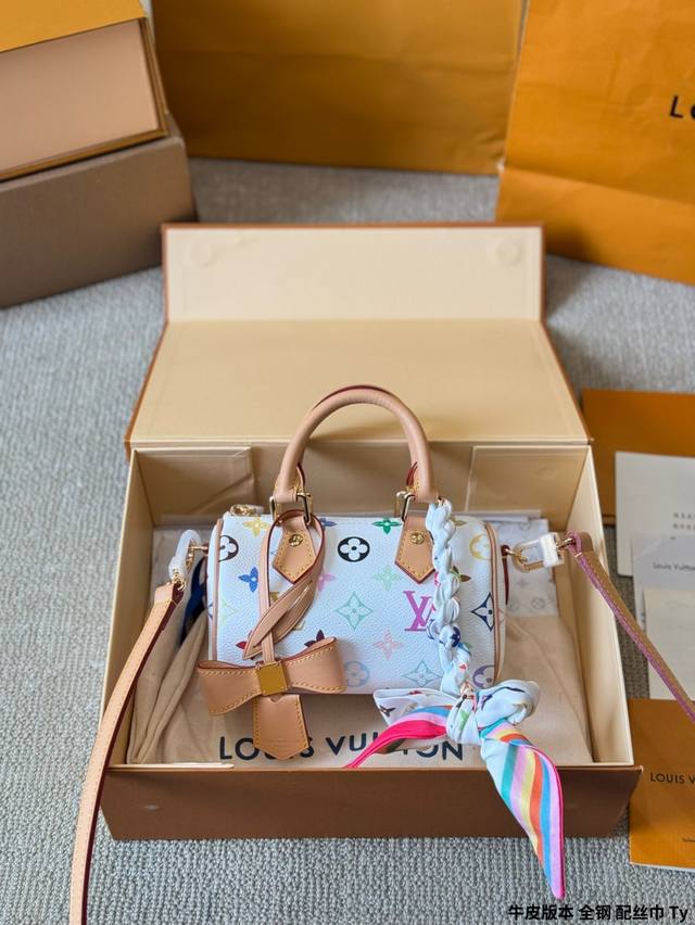 牛皮版本 全钢 配丝巾 Lv Nano Speedy 16 村上隆白三彩 枕头包 Lv 新款系列 枕头包 手袋,全网首发 Lv Speedy Nano 枕头包这 牛皮版本 全钢 配丝巾 Lv Nano Speedy 16 村上隆白三彩 枕头包 Lv 新款系列 枕头包 手袋,全网首发 Lv Speedy Nano 枕头包这